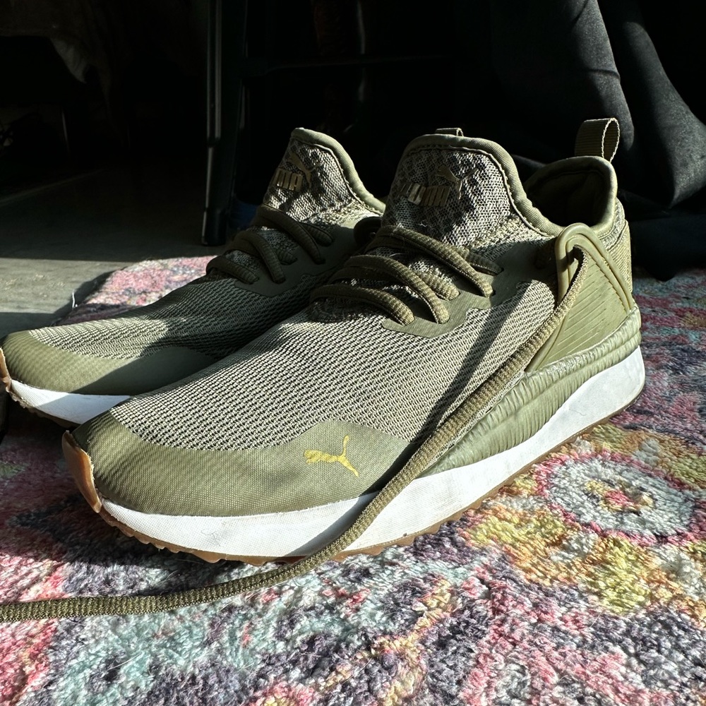 Puma soft foam comfort sneaker